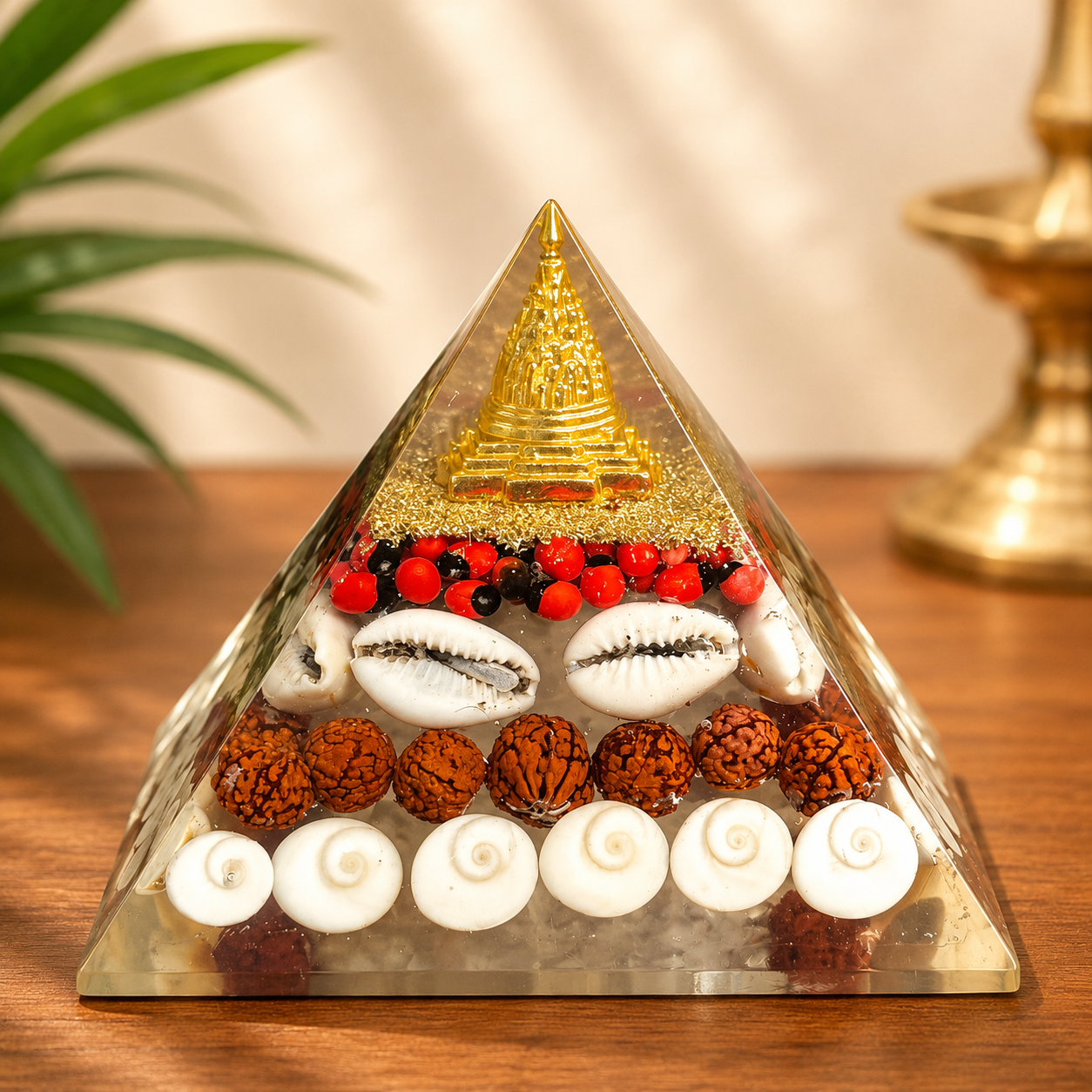 Laxmi Pyramid – Shree Yantra Gomti Chakra